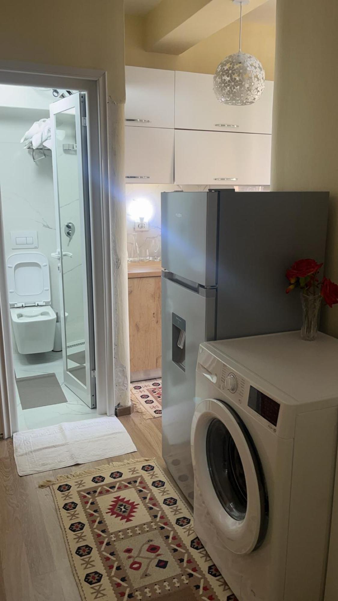 Evis House Apartment ติรานา ภายนอก รูปภาพ